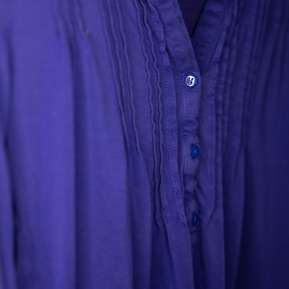 Cable and Gauge Blue Blouse - Picture 4 of 4